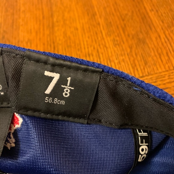 Toronto Blue Jays Hat - Picture 3 of 3